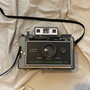 Vintage Polaroid countdown 70 camera
